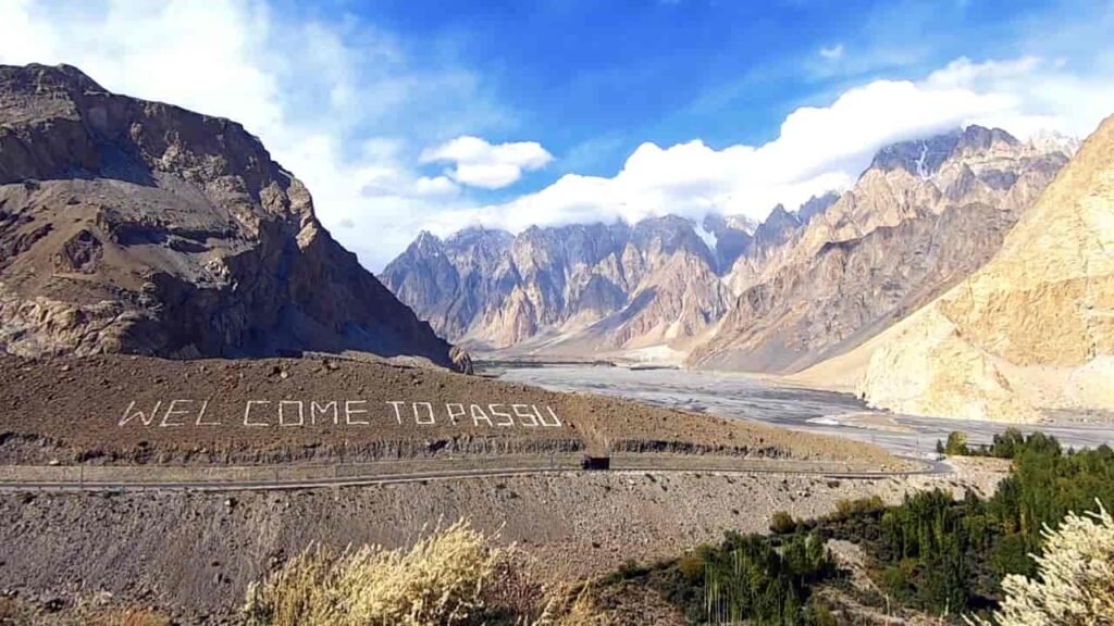 Passu Cones